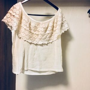 Off shoulder crocheted top